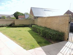 Photo 4- click for photo gallery